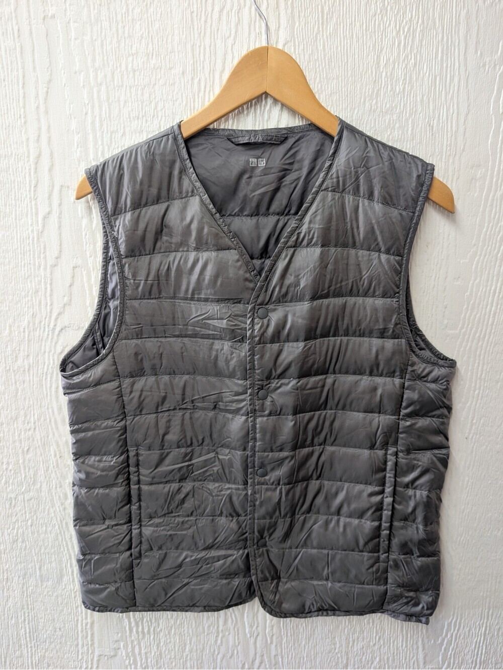 UNIQLO Puff Tech Pufftech Compact Down Vest Lightweight Packable Gray Mens Large